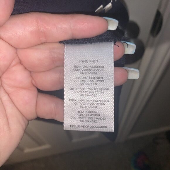 Dolan Anthropologie Navy Blue Grand Bazaar Embroidered Tunic Top Size Medium - Picture 8 of 9